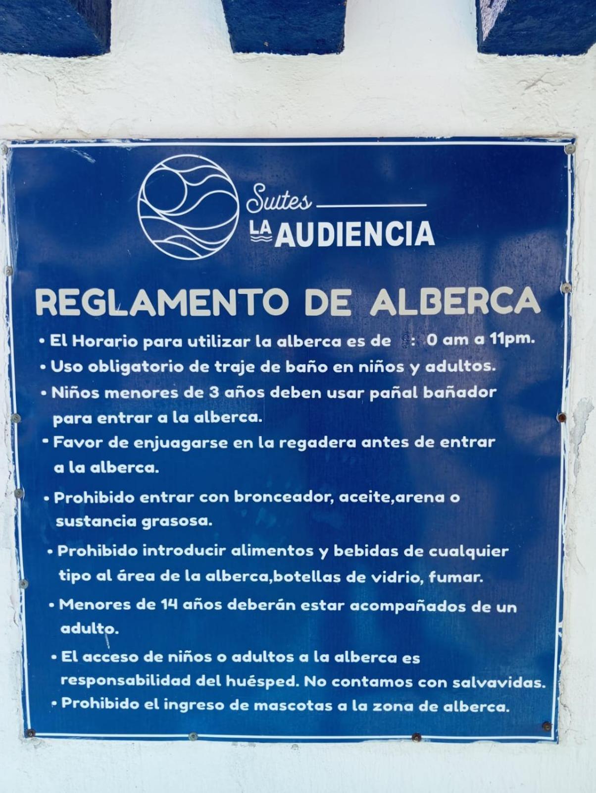 Suites La Audiencia Manzanillo Ngoại thất bức ảnh